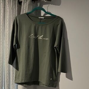 Casaluna Dark Green Long Sleeve Tee 95 cotton 5 elastin